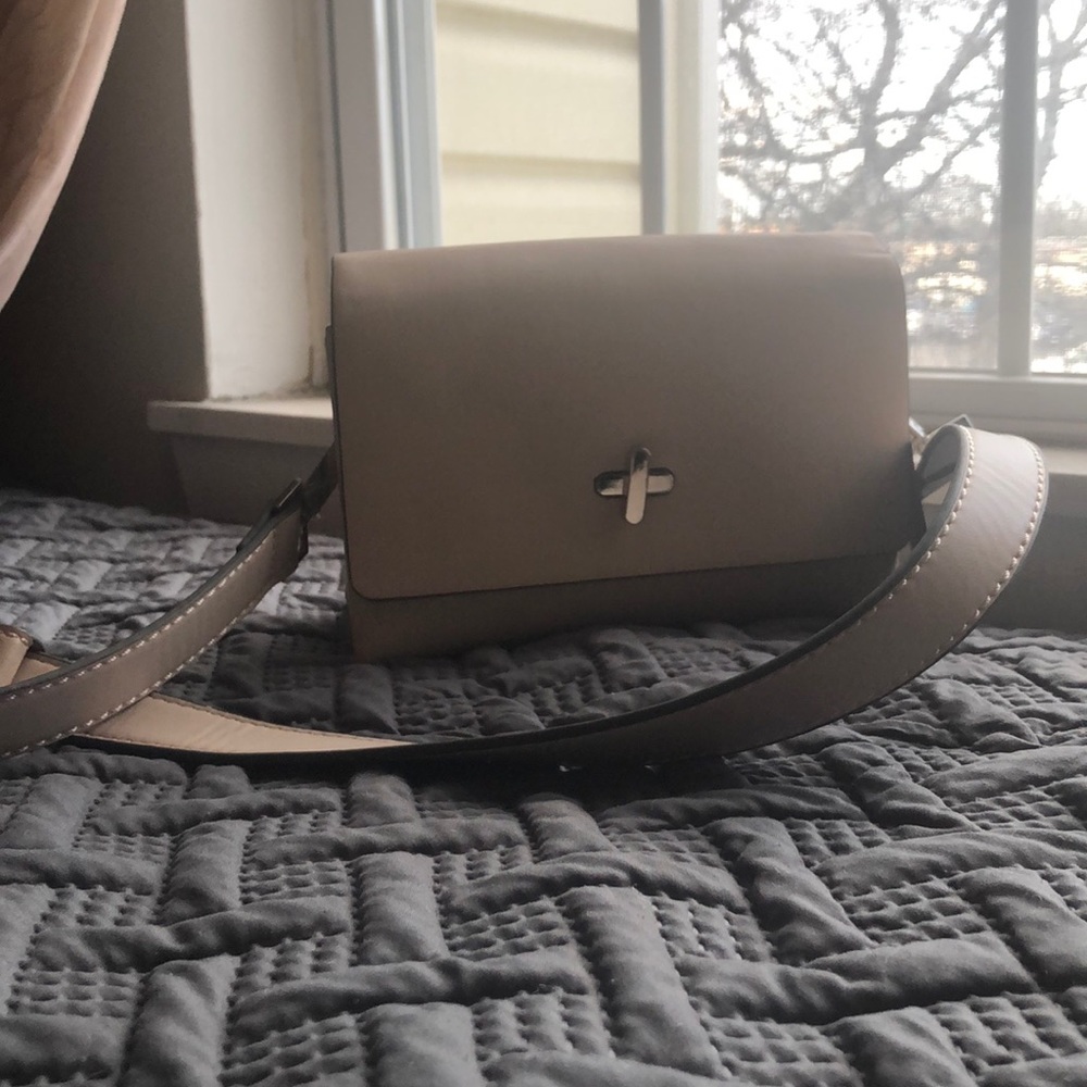 Purse - Picture 2 of 3